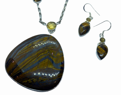 Opalizied Tigers Eye Necklace with matching Earrings