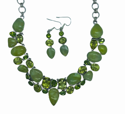 Aventurine Necklace with matching Earrings